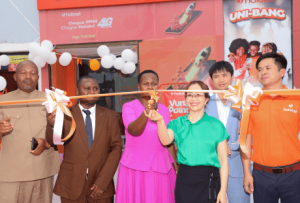 Vietnamese and Chinese Ministers of Defense Visit and Work at Viettel Logistics Park